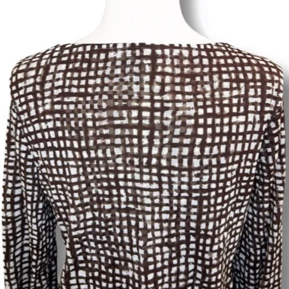 PENDLETON Turquoise and Silver
Embellishments V-neck Top - Picture 6 of 10